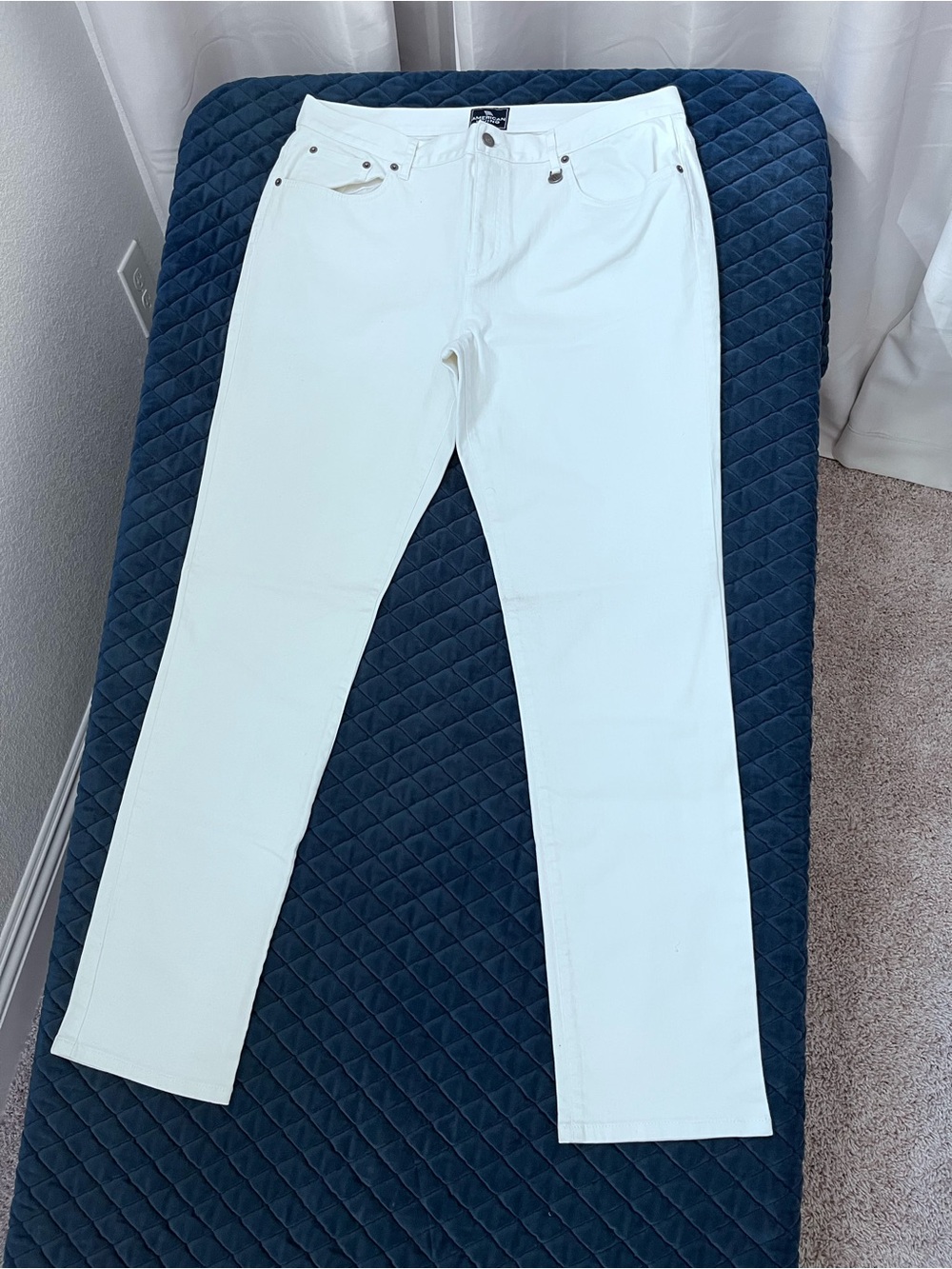 American Living White Straight-Leg Jeans - Casual Women’s Pants - 97% Cotton